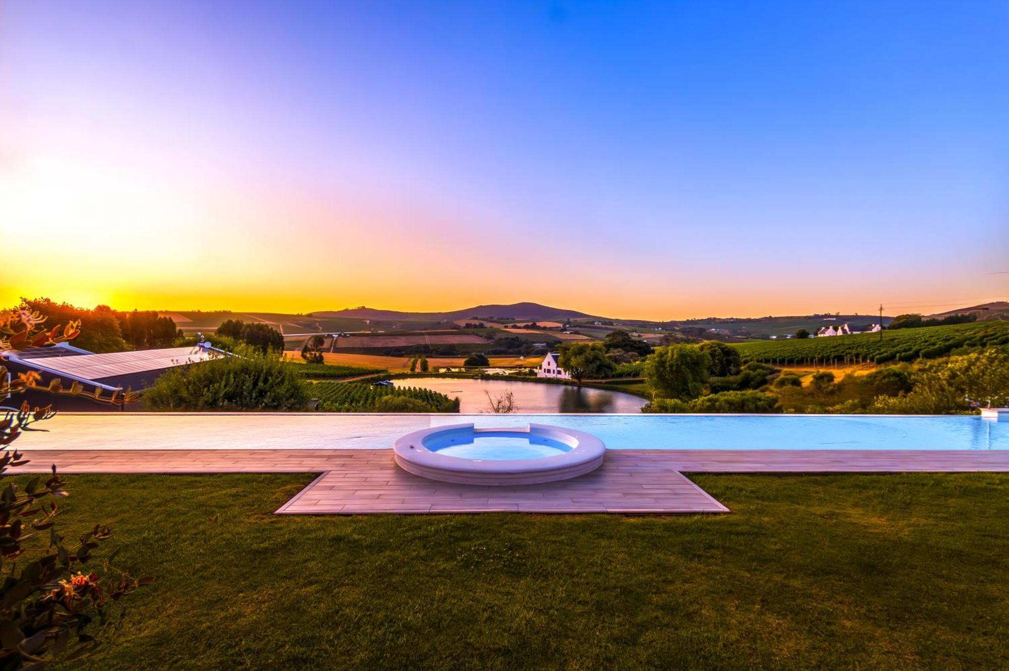 Aaldering Luxury Lodges Stellenbosch Room photo